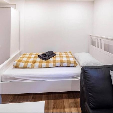 Cityloft Kassel 1 - Zentrale Unterkunft Fuer Gruppen Bis 7 Personen - Parkplatz - Netflix Dış mekan fotoğraf